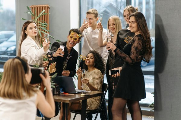 Animez vos soirées d'entreprise avec créativité et passion